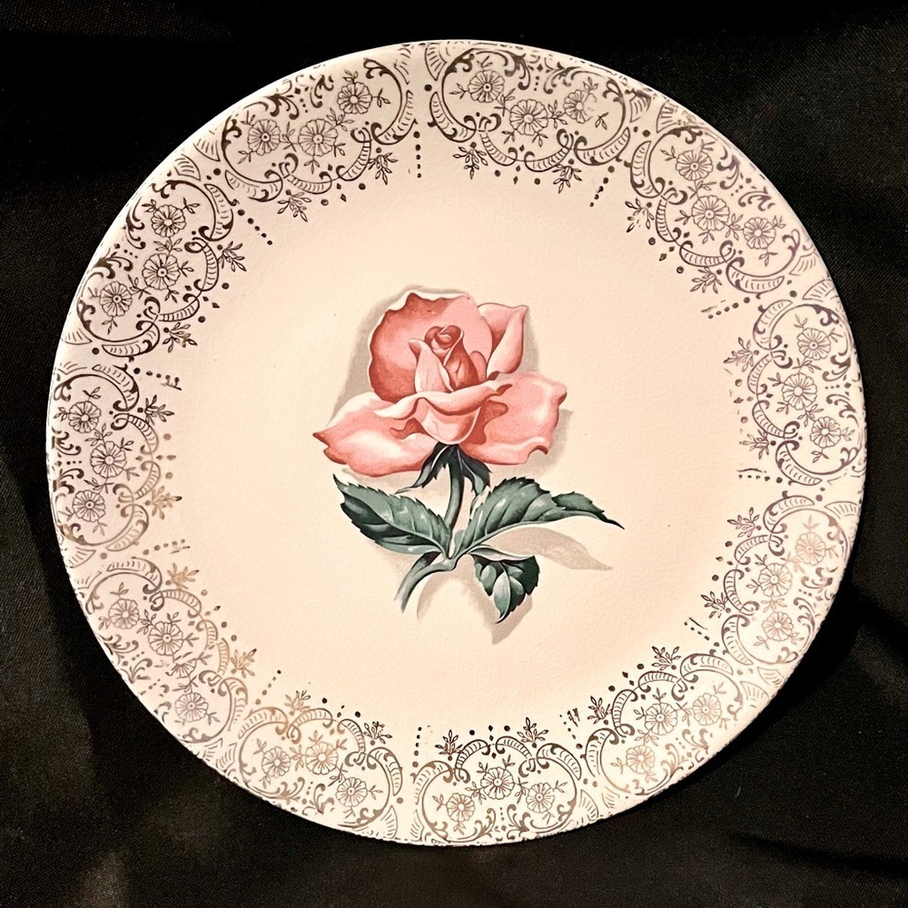 Vintage 1950s Crooksville Pottery Delmar Rose Plates Set of 4 22KT Gold Filigree